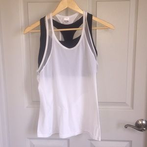 Victoria Sport Athletics Pair